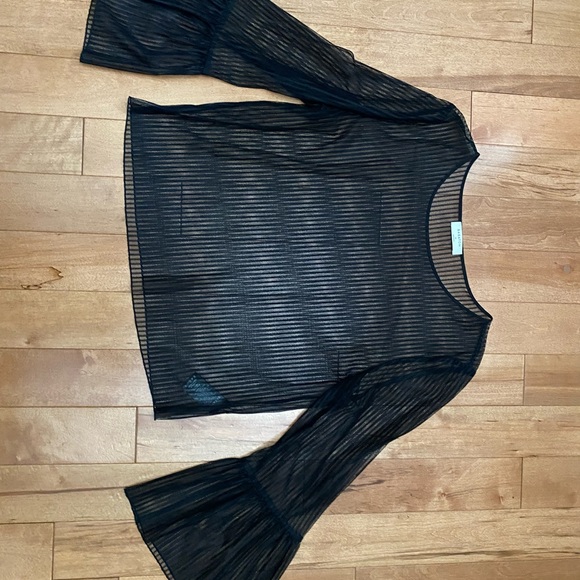 Babaton - Sheer Long sleeve - Picture 2 of 3